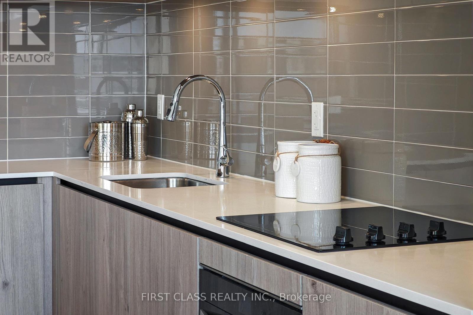 223 - 8 Steckley House Lane, Richmond Hill, Ontario  L4S 0N1 - Photo 13 - N12633680