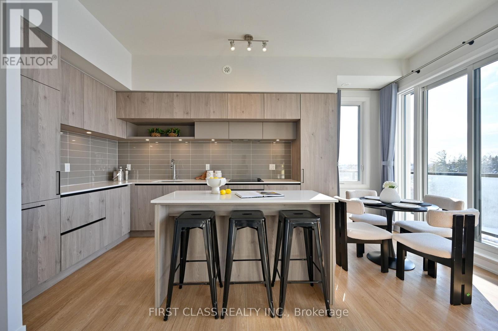 223 - 8 Steckley House Lane, Richmond Hill, Ontario  L4S 0N1 - Photo 14 - N12633680