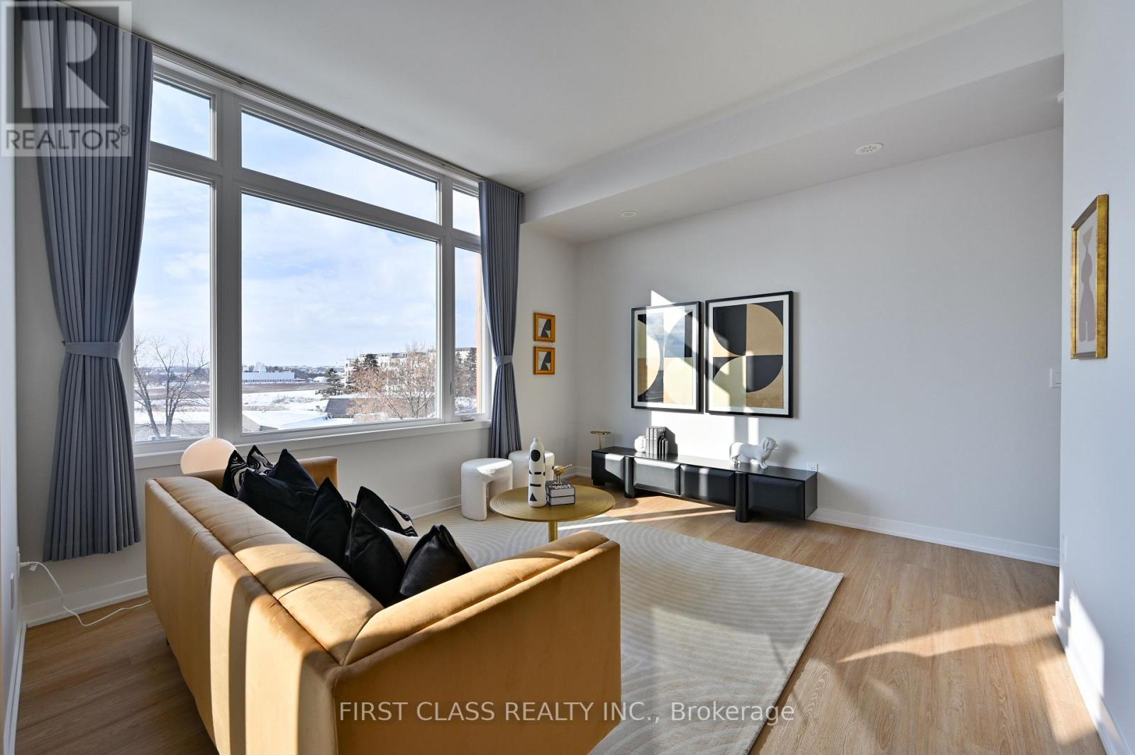 223 - 8 Steckley House Lane, Richmond Hill, Ontario  L4S 0N1 - Photo 5 - N12633680