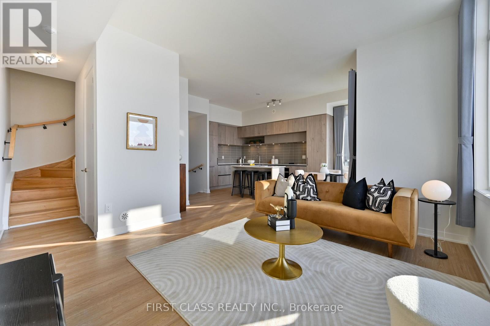 223 - 8 Steckley House Lane, Richmond Hill, Ontario  L4S 0N1 - Photo 9 - N12633680