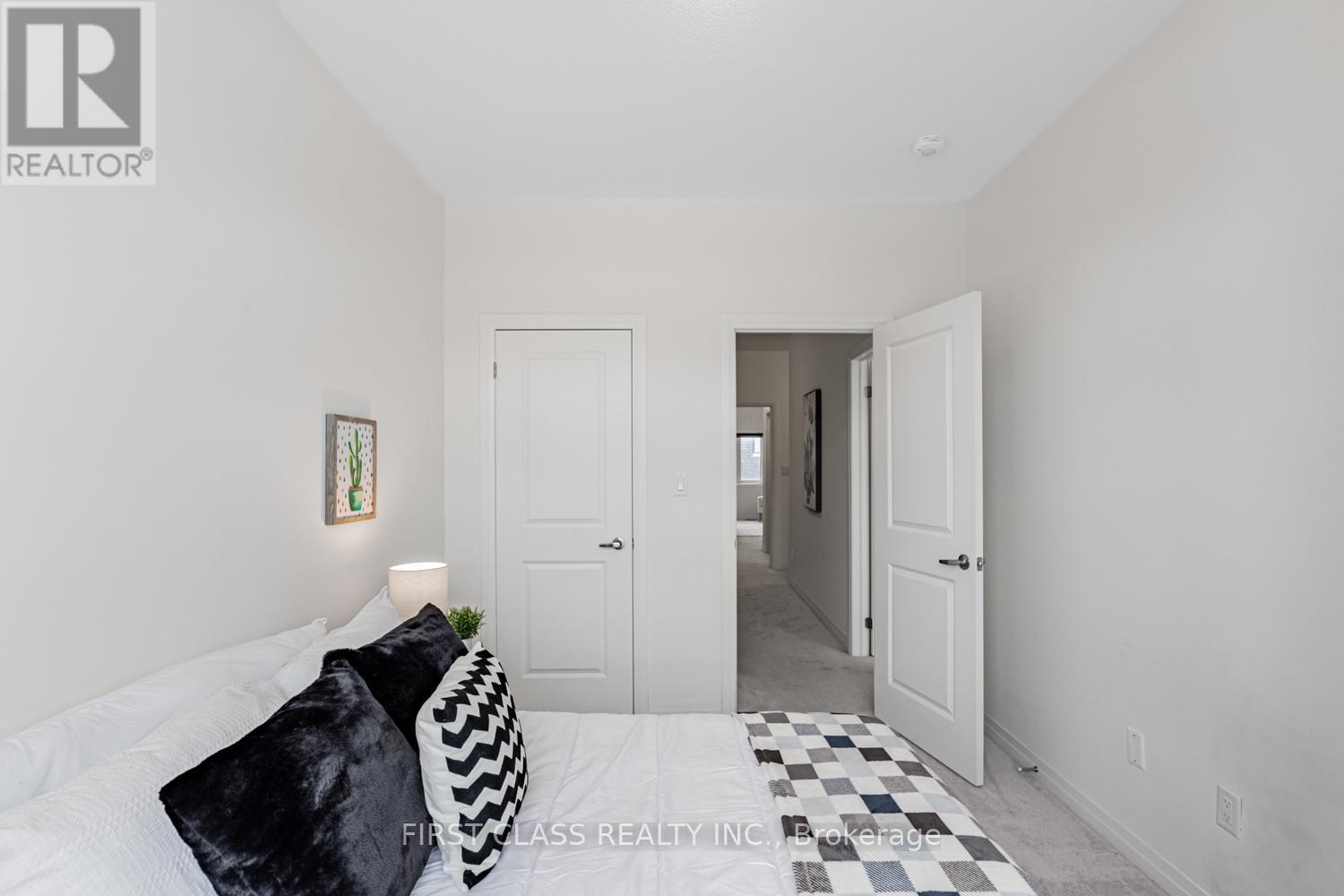 69 Mccague Avenue, Richmond Hill, Ontario  L4S 0J4 - Photo 21 - N12633718