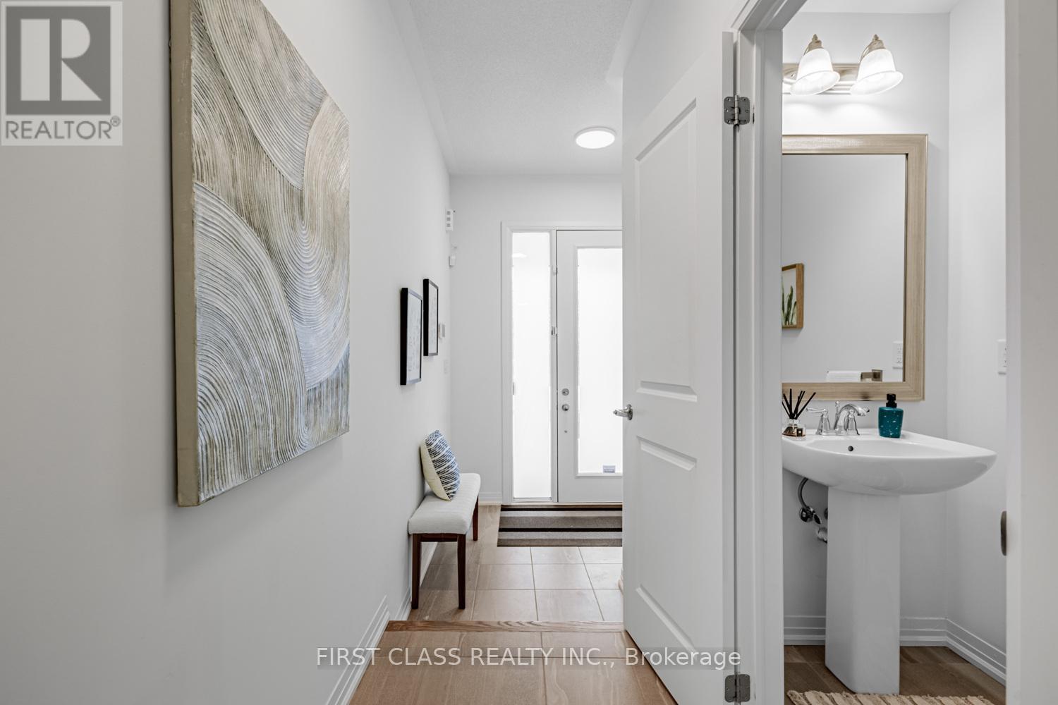 69 Mccague Avenue, Richmond Hill, Ontario  L4S 0J4 - Photo 5 - N12633718