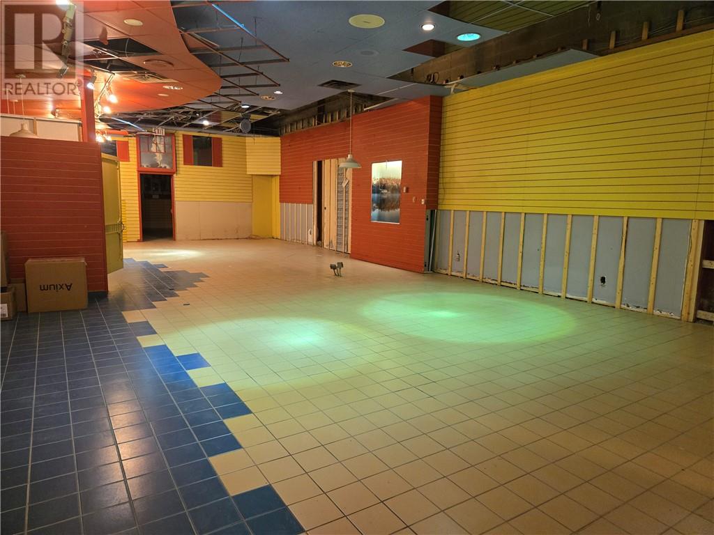 40 Elm Street Unit# 104, Sudbury, Ontario  P3C 1S8 - Photo 3 - 2120946