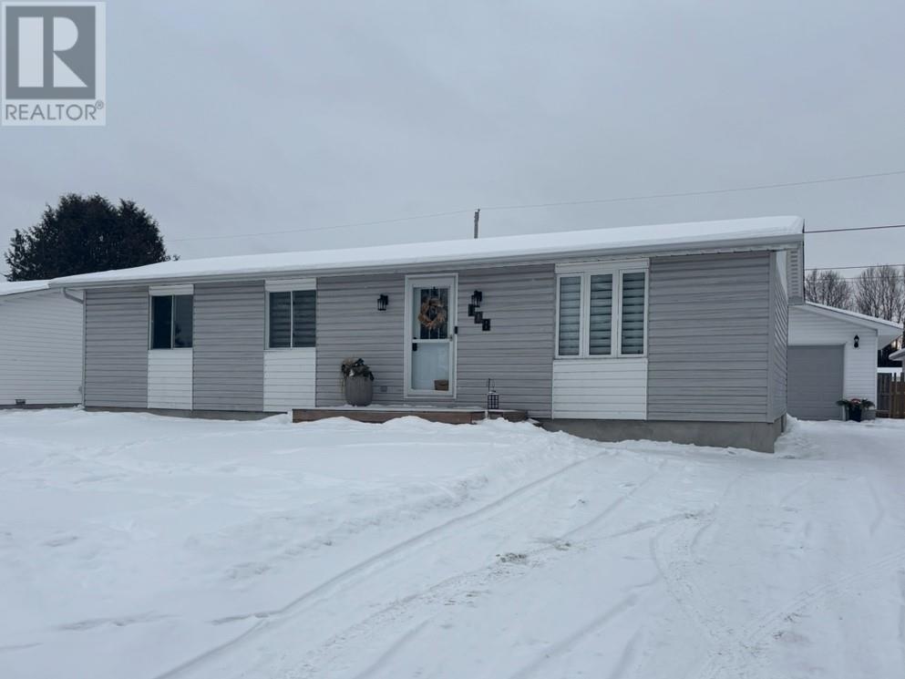 108 Armand Crescent, Chelmsford, Ontario