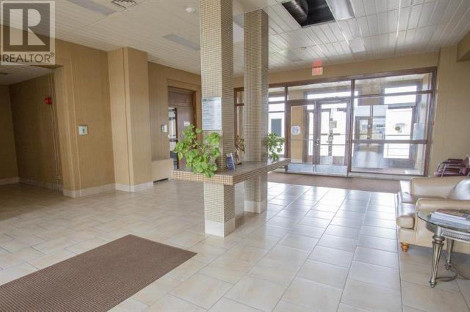 875 Queen St, Sault Ste. Marie, Ontario  P6A 3G4 - Photo 4 - SM251574