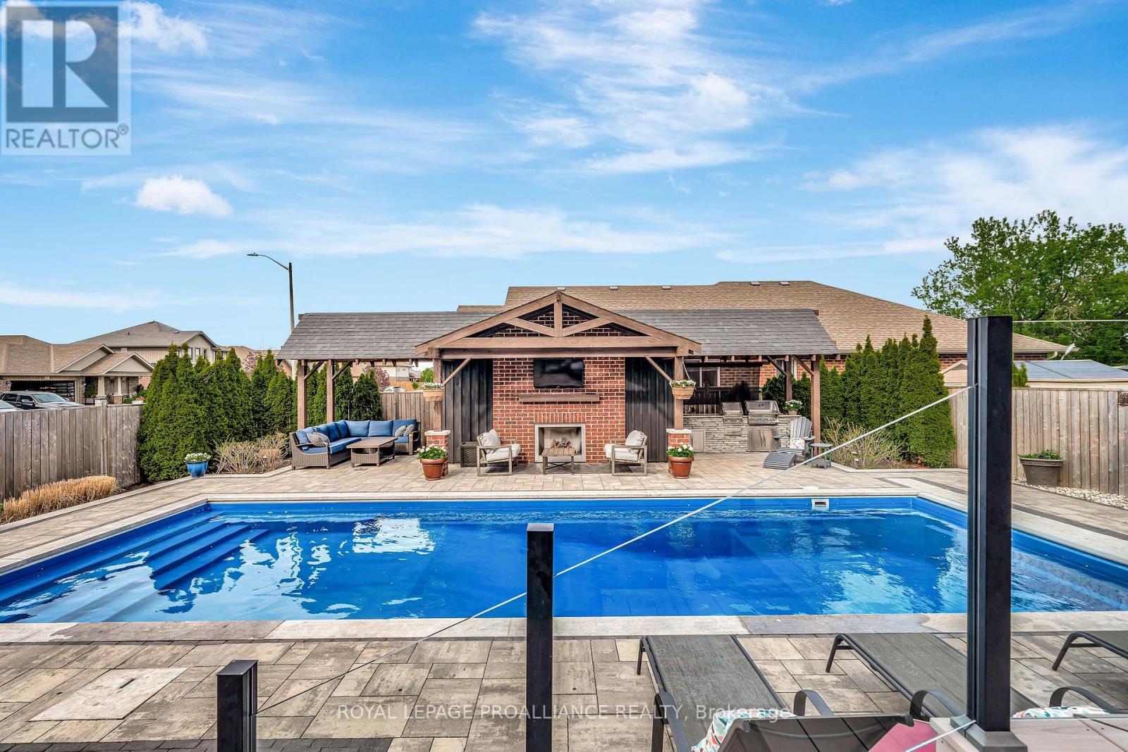 19 Scenic Drive, Belleville, Ontario  K8N 0C2 - Photo 35 - X12298144