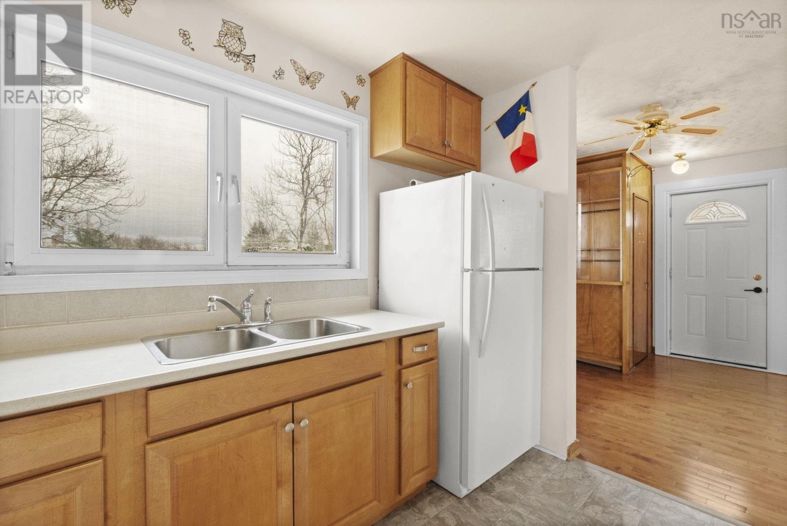 143 Caledonia Road, Dartmouth, Nova Scotia  B2X 1L3 - Photo 11 - 202528032