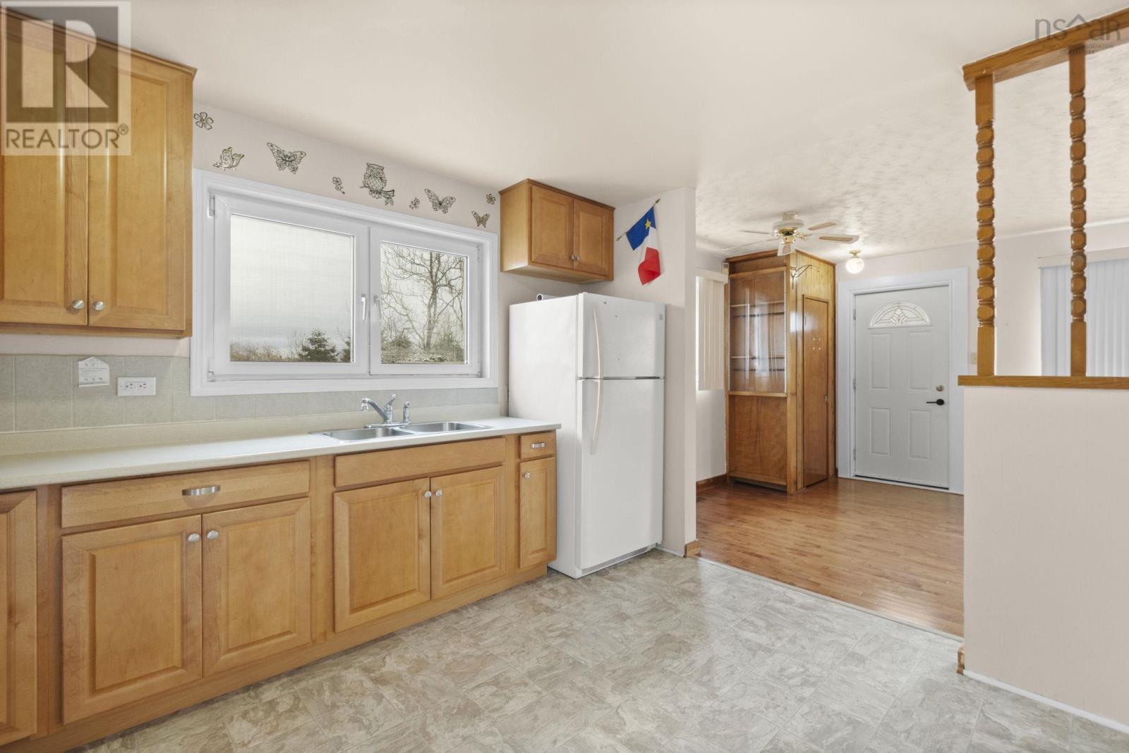 143 Caledonia Road, Dartmouth, Nova Scotia  B2X 1L3 - Photo 10 - 202528032