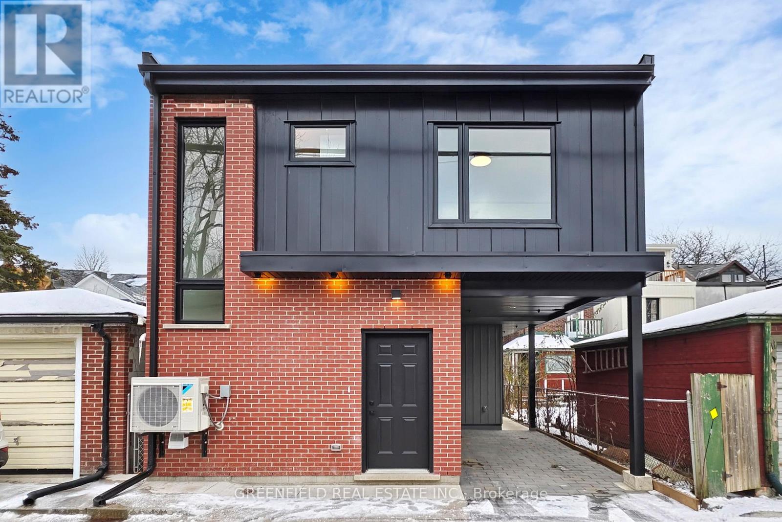LANEWAY HOUSE - 168 PEARSON AVENUE, toronto (roncesvalles), Ontario