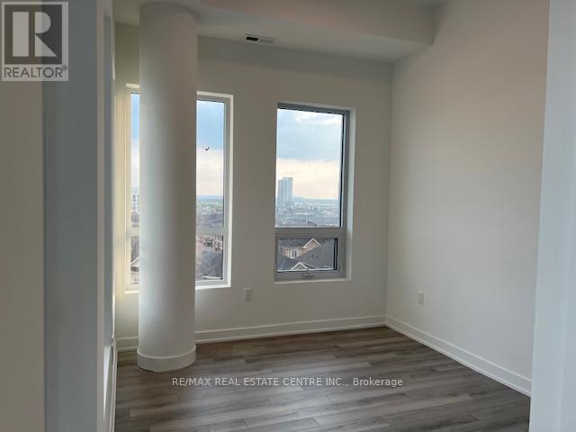 727 - 1005 Dundas Street, Oakville, Ontario  L6H 8C7 - Photo 10 - W12633602