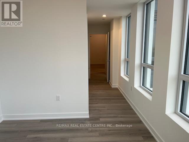 727 - 1005 Dundas Street, Oakville, Ontario  L6H 8C7 - Photo 11 - W12633602