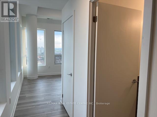 727 - 1005 Dundas Street, Oakville, Ontario  L6H 8C7 - Photo 7 - W12633602