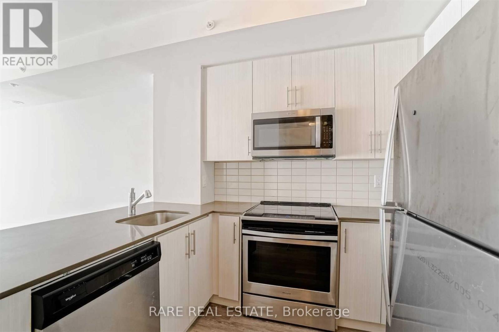 8 - 3483 Widdicombe Way, Mississauga, Ontario  L5L 0B8 - Photo 10 - W12633678