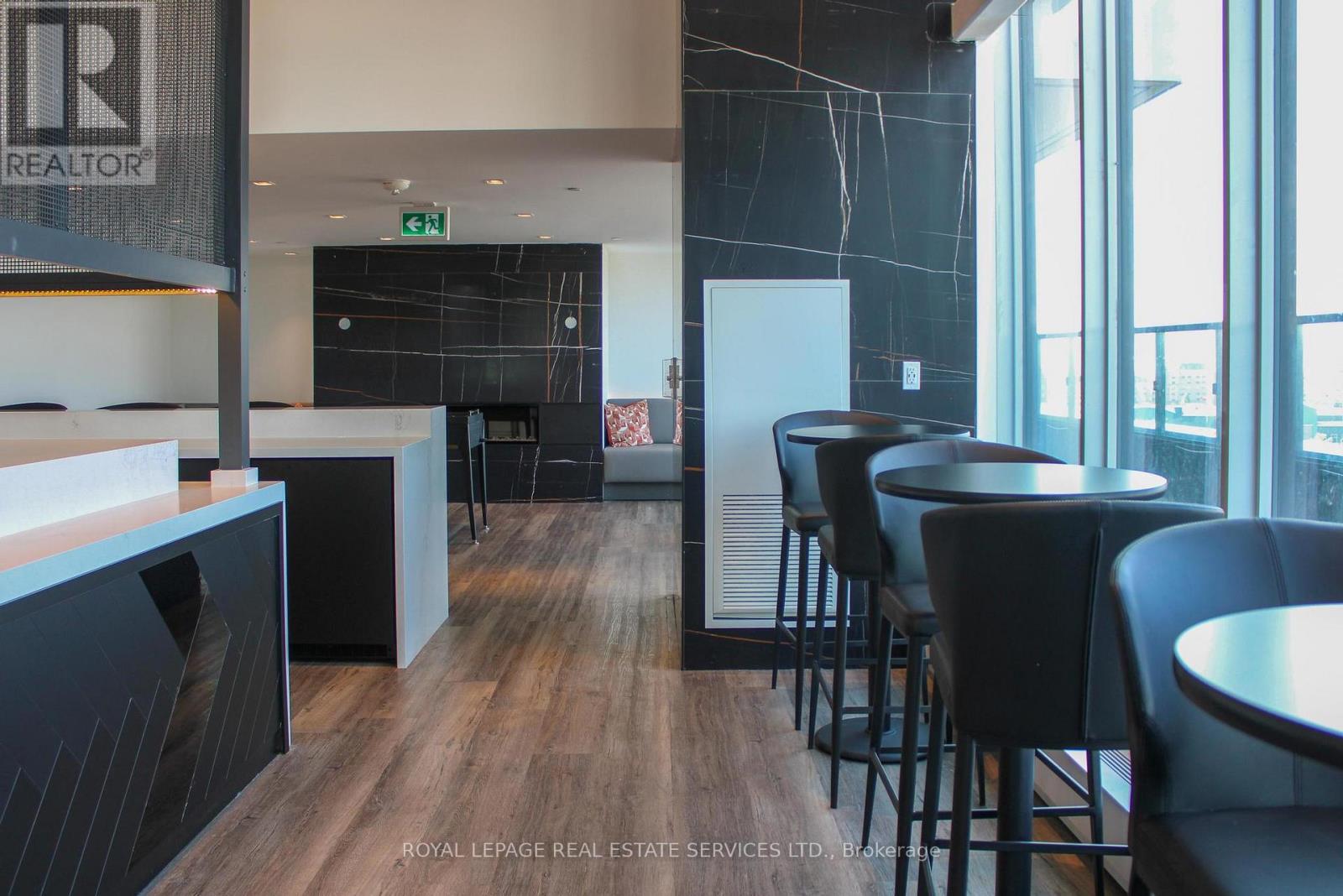 414 - 2489 Taunton Road, Oakville (Ro River Oaks), Ontario  L6H 3R9 - Photo 43 - W12633696