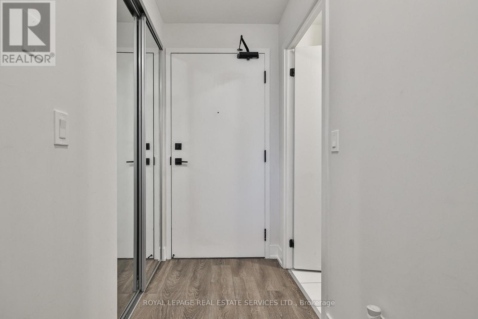 414 - 2489 Taunton Road, Oakville (Ro River Oaks), Ontario  L6H 3R9 - Photo 8 - W12633696