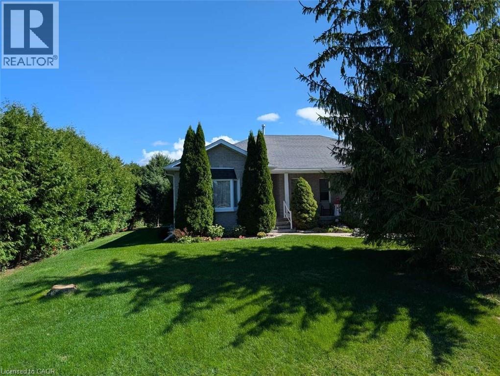 7 Club Court, Wasaga Beach, Ontario  L9Z 1J8 - Photo 1 - 40764800