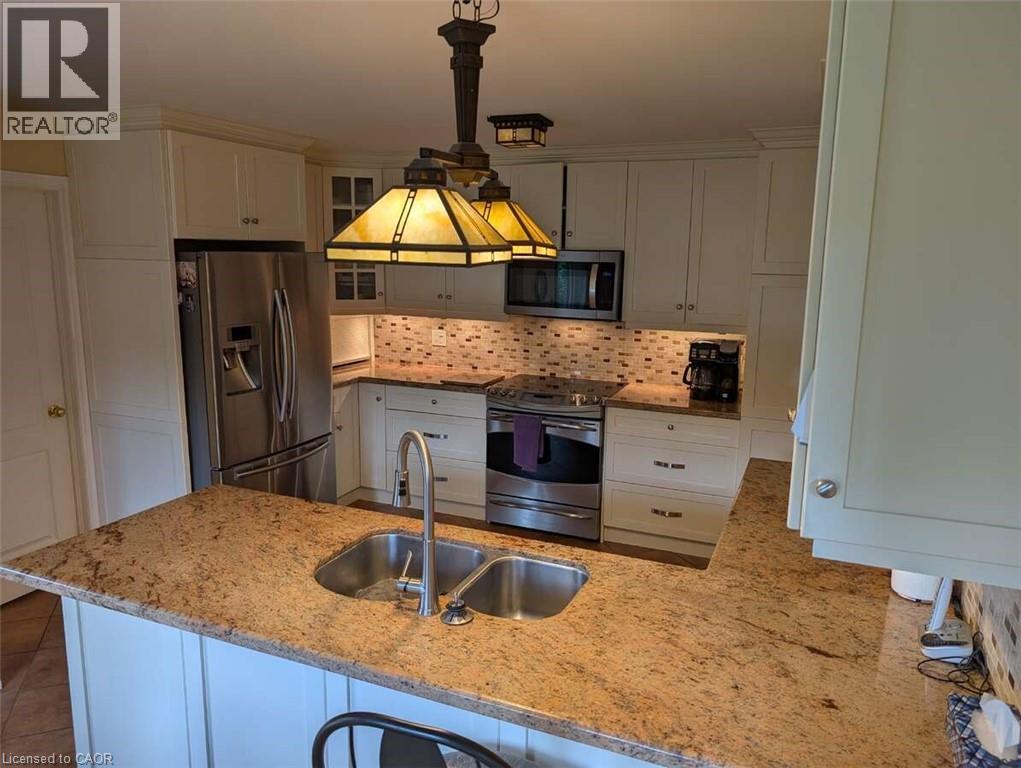 7 Club Court, Wasaga Beach, Ontario  L9Z 1J8 - Photo 6 - 40764800