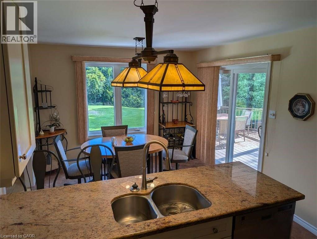 7 Club Court, Wasaga Beach, Ontario  L9Z 1J8 - Photo 7 - 40764800