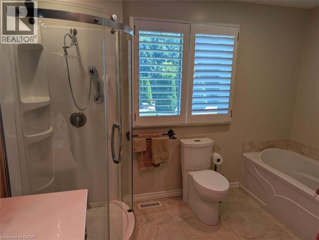 7 Club Court, Wasaga Beach, Ontario  L9Z 1J8 - Photo 12 - 40764800