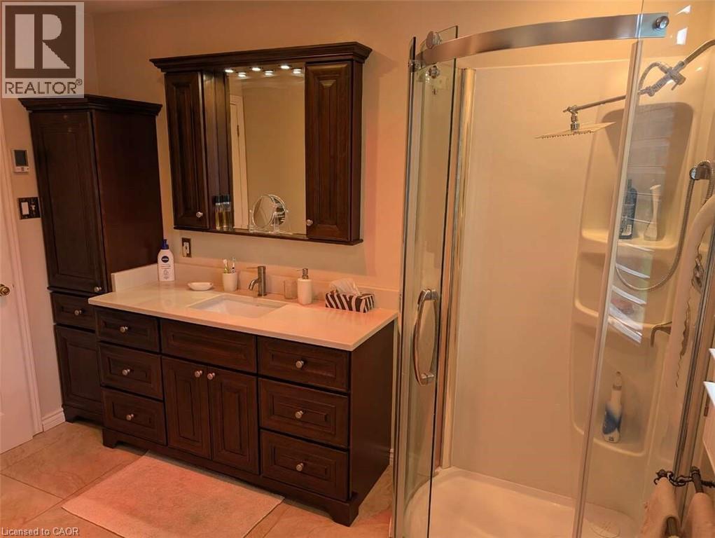 7 Club Court, Wasaga Beach, Ontario  L9Z 1J8 - Photo 11 - 40764800