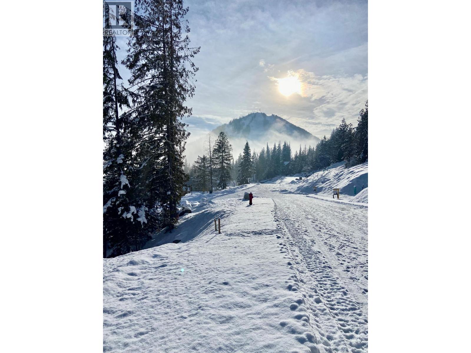 106 Topping Terrace, Rossland, British Columbia