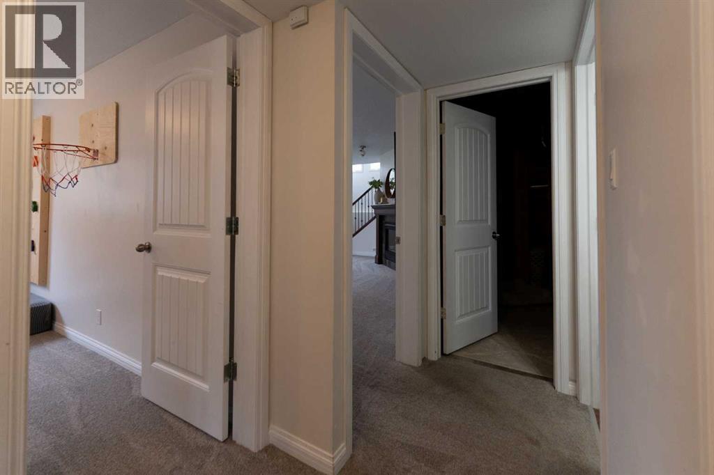 148 Coalbanks Boulevard W, Lethbridge, Alberta  T1J 3Y9 - Photo 33 - A2273289