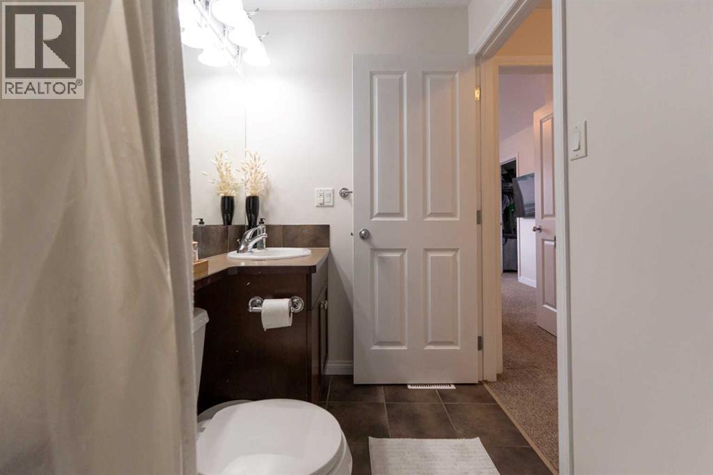 148 Coalbanks Boulevard W, Lethbridge, Alberta  T1J 3Y9 - Photo 23 - A2273289