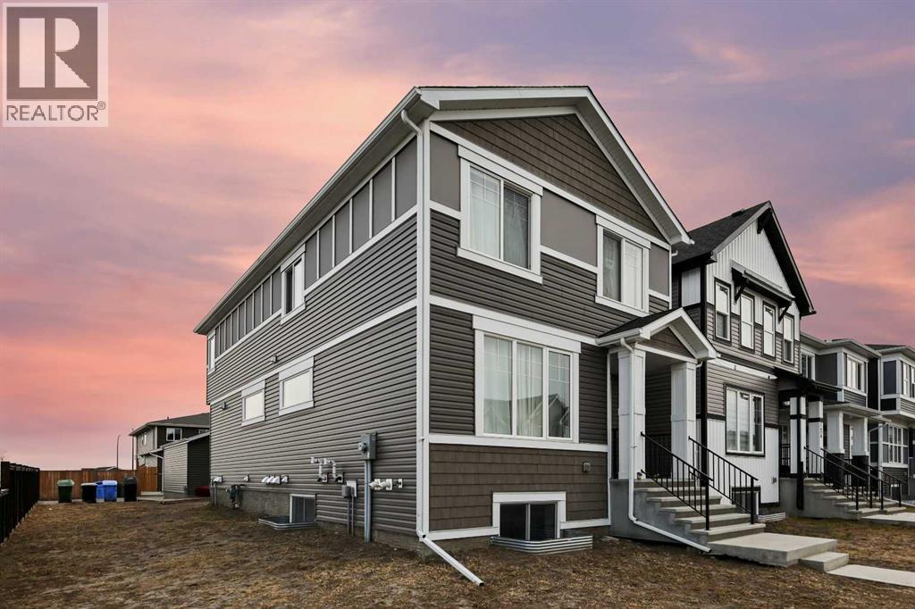 120 Seton Villas Se, Calgary, Alberta  T3M 3L9 - Photo 2 - A2270337