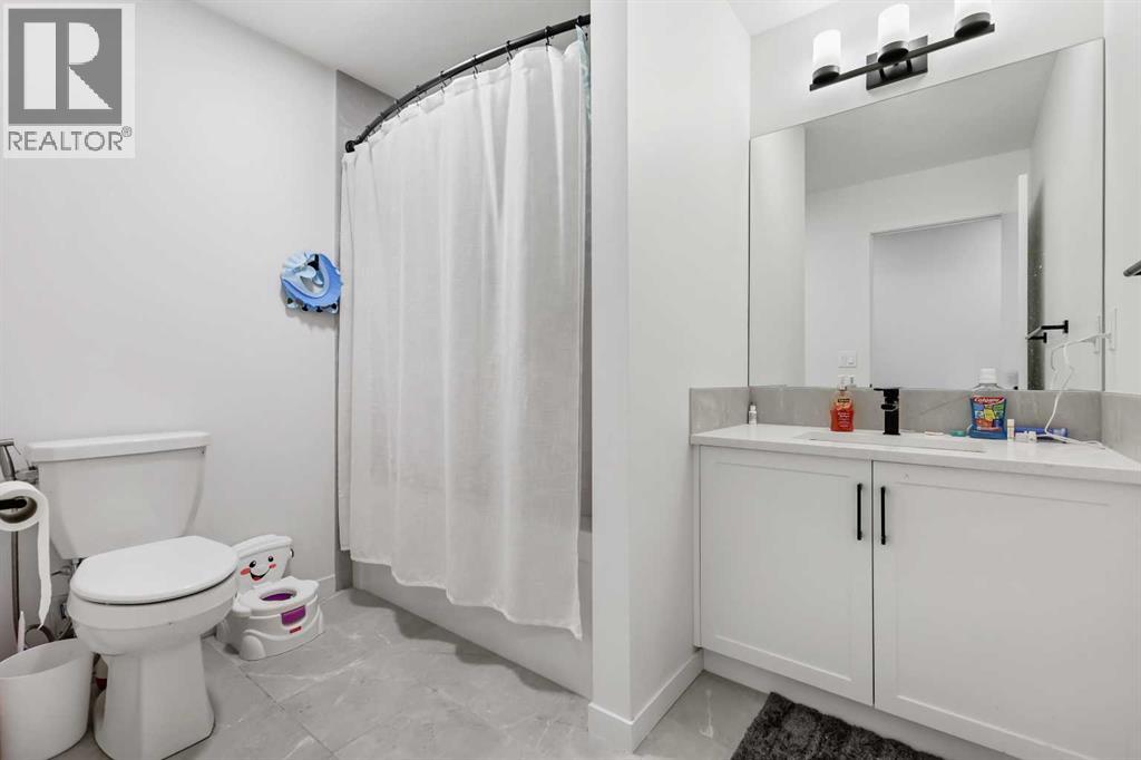 120 Seton Villas Se, Calgary, Alberta  T3M 3L9 - Photo 15 - A2270337