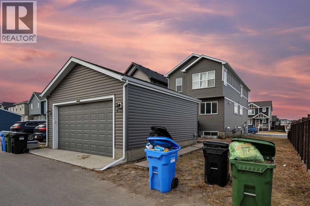 120 Seton Villas Se, Calgary, Alberta  T3M 3L9 - Photo 25 - A2270337