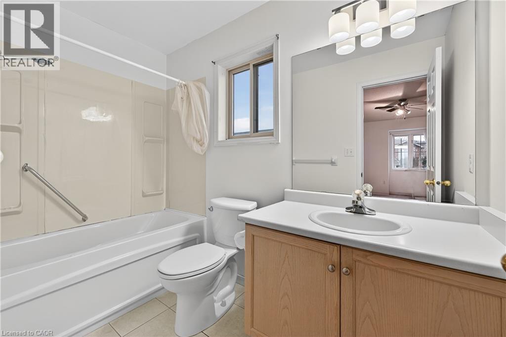 3 Kenyon Crescent, Grimsby, Ontario  L3M 5M5 - Photo 9 - 40790970