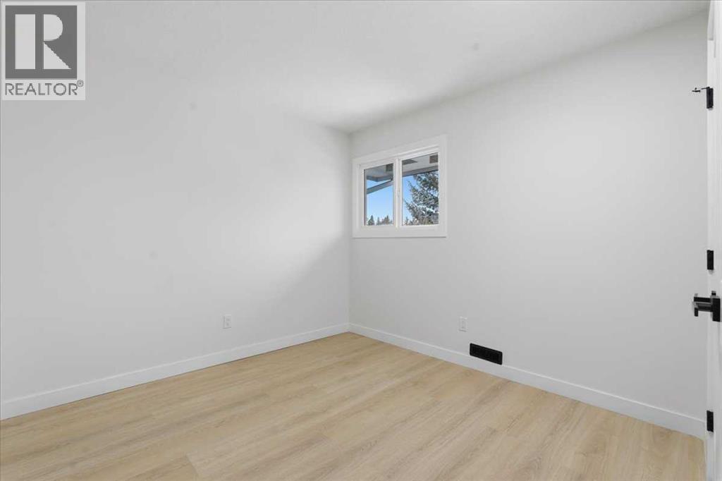 128 Deermoss Crescent Se, Calgary, Alberta  T2J 6P4 - Photo 22 - A2273456