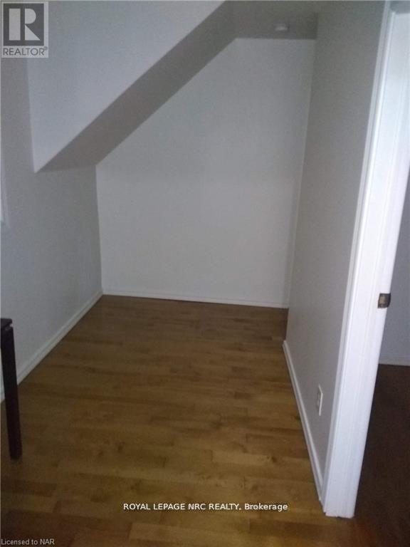 42 North Street, St. Catharines (Downtown), Ontario  L2R 2S5 - Photo 5 - X12633724