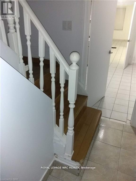 42 North Street, St. Catharines (Downtown), Ontario  L2R 2S5 - Photo 8 - X12633724