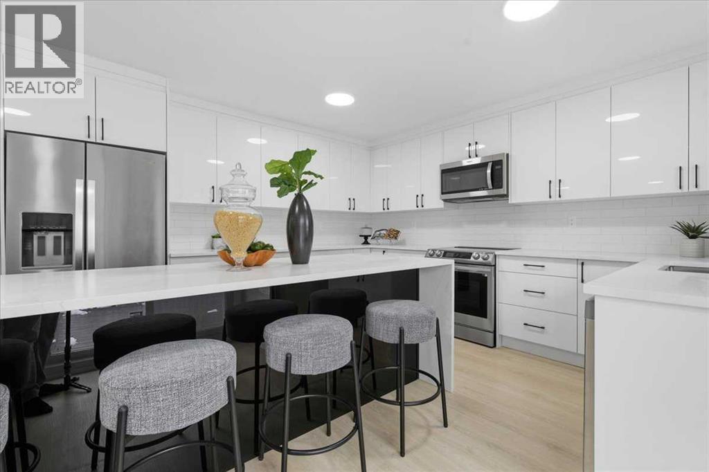 128 Deermoss Crescent Se, Calgary, Alberta  T2J 6P4 - Photo 9 - A2273456