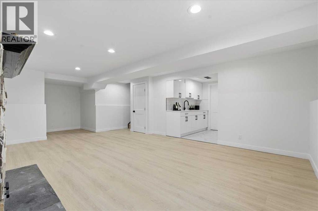 128 Deermoss Crescent Se, Calgary, Alberta  T2J 6P4 - Photo 27 - A2273456