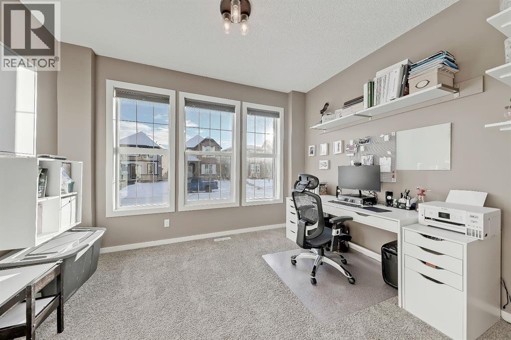 300 Marquis Heights Se, Calgary, Alberta T3M 1Z9 - Photo 15 - A2273597