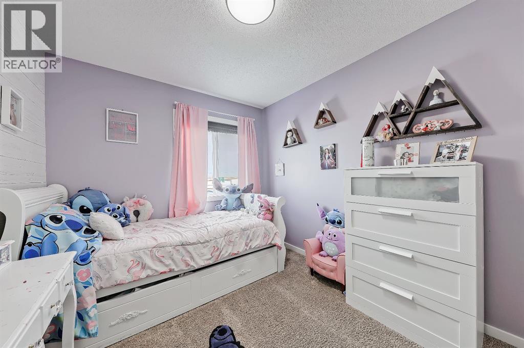 300 Marquis Heights Se, Calgary, Alberta T3M 1Z9 - Photo 28 - A2273597