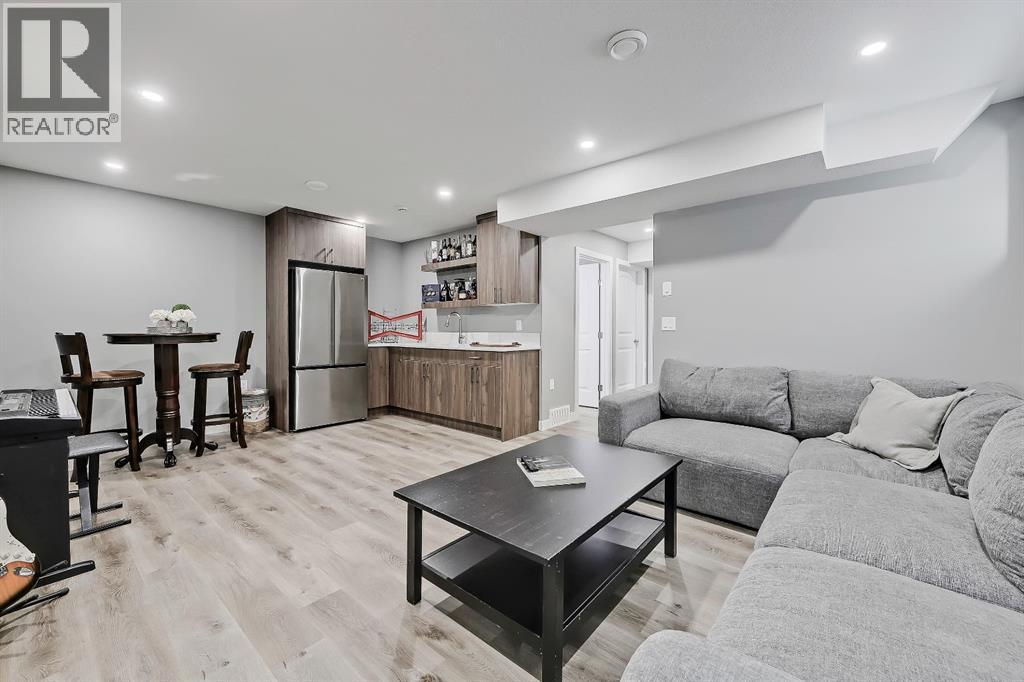 300 Marquis Heights Se, Calgary, Alberta T3M 1Z9 - Photo 32 - A2273597