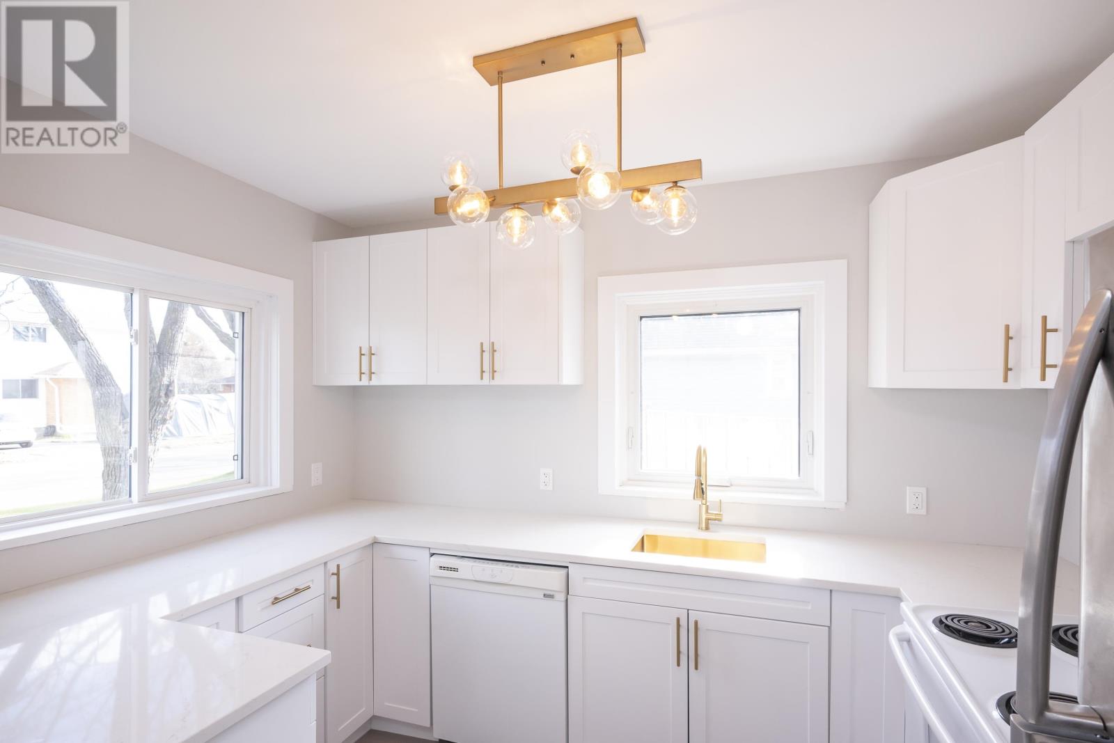 348 Frankwood Ave, Thunder Bay, Ontario  P7B 4P6 - Photo 12 - TB253531