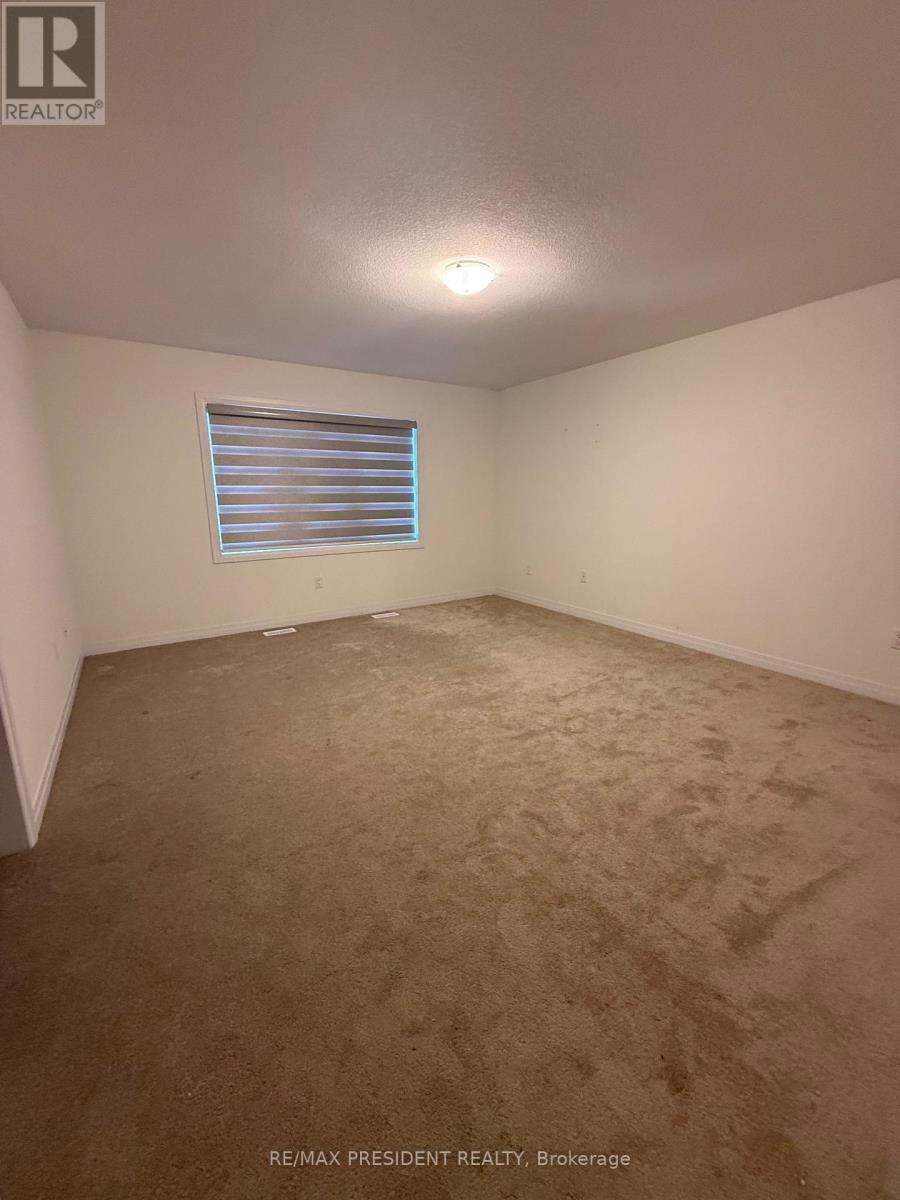 21 Velvet Way, Thorold (Rolling Meadows), Ontario  L2V 0P2 - Photo 16 - X12633612