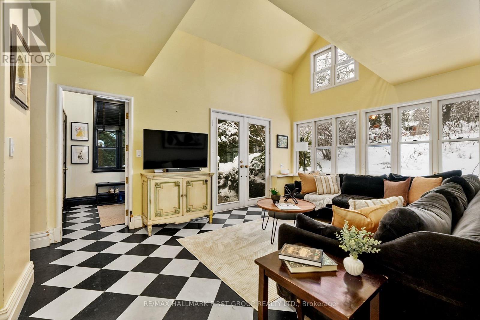 30 Bruton Street, Port Hope, Ontario  L1A 1T9 - Photo 7 - X12633614