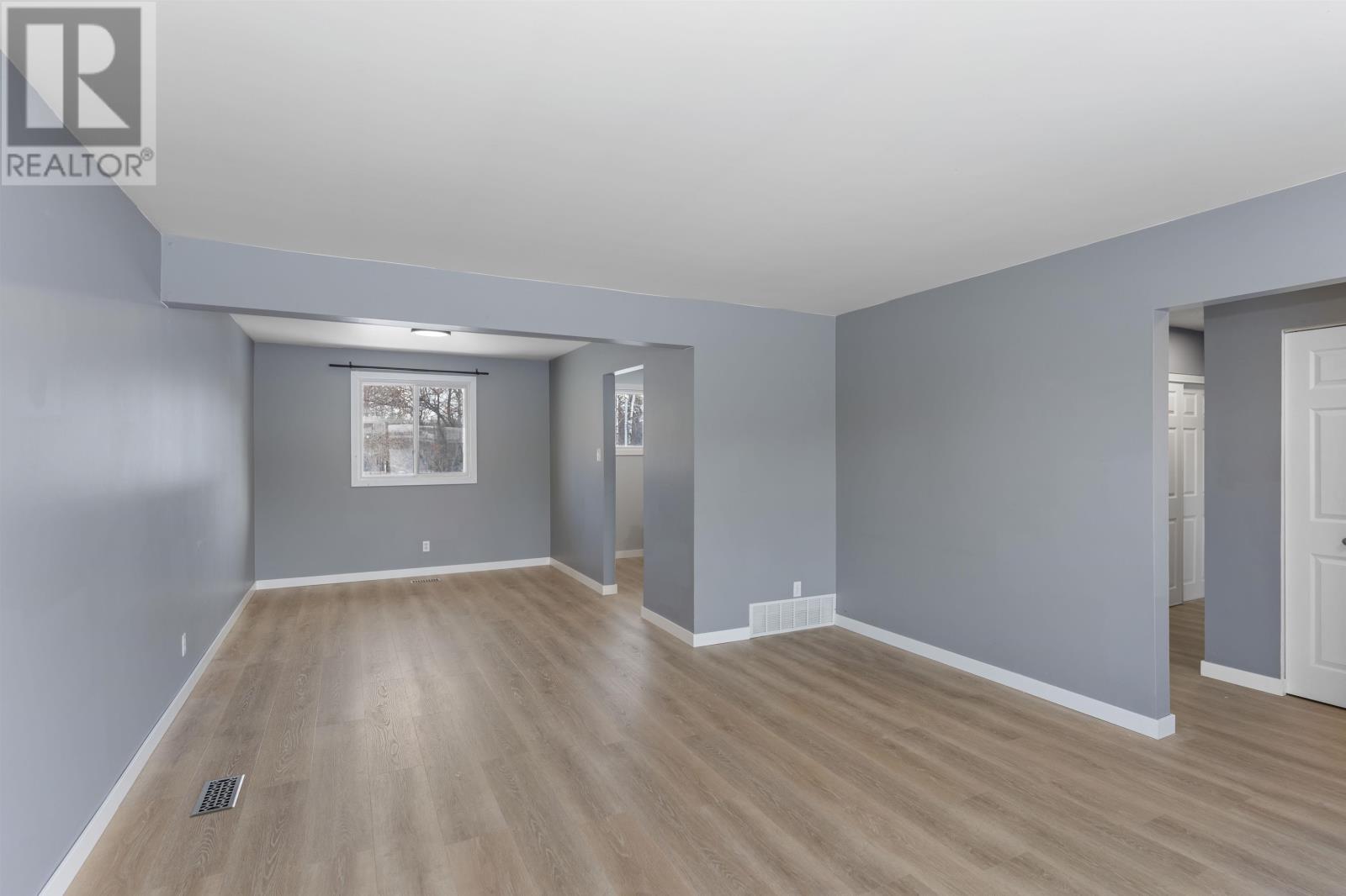 786 Moore Ave, Thunder Bay, Ontario  P7G 1G9 - Photo 5 - TB253625