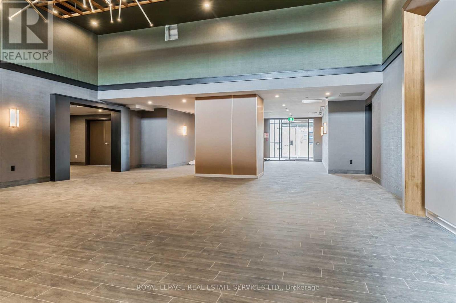 122 - 450 Dundas Street E, Hamilton, Ontario  L8B 1Z2 - Photo 3 - X12633746