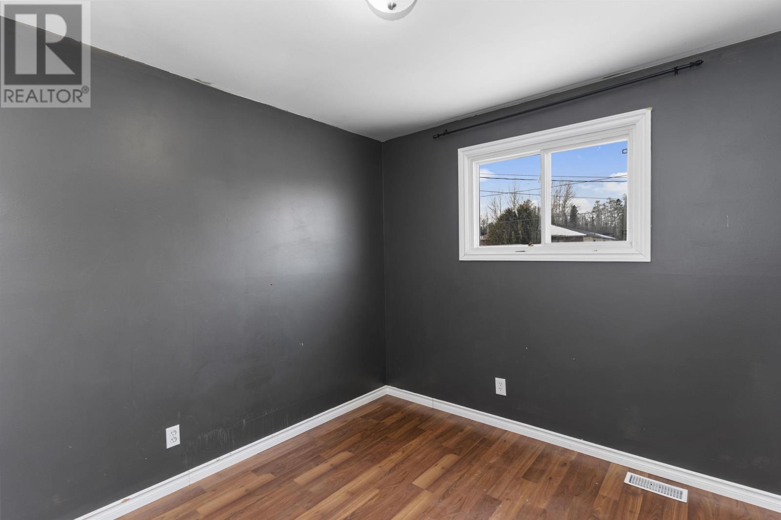 786 Moore Ave, Thunder Bay, Ontario  P7G 1G9 - Photo 13 - TB253625