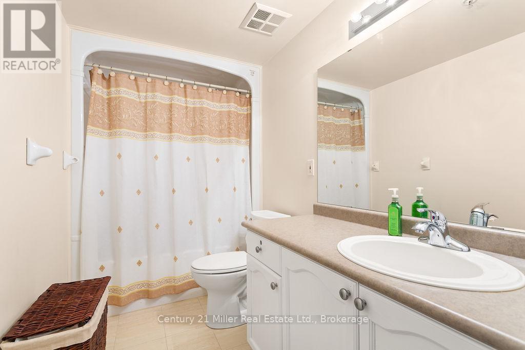 111 - 1450 Bishops Gate, Oakville (Ga Glen Abbey), Ontario  L6M 4N1 - Photo 16 - W12633762