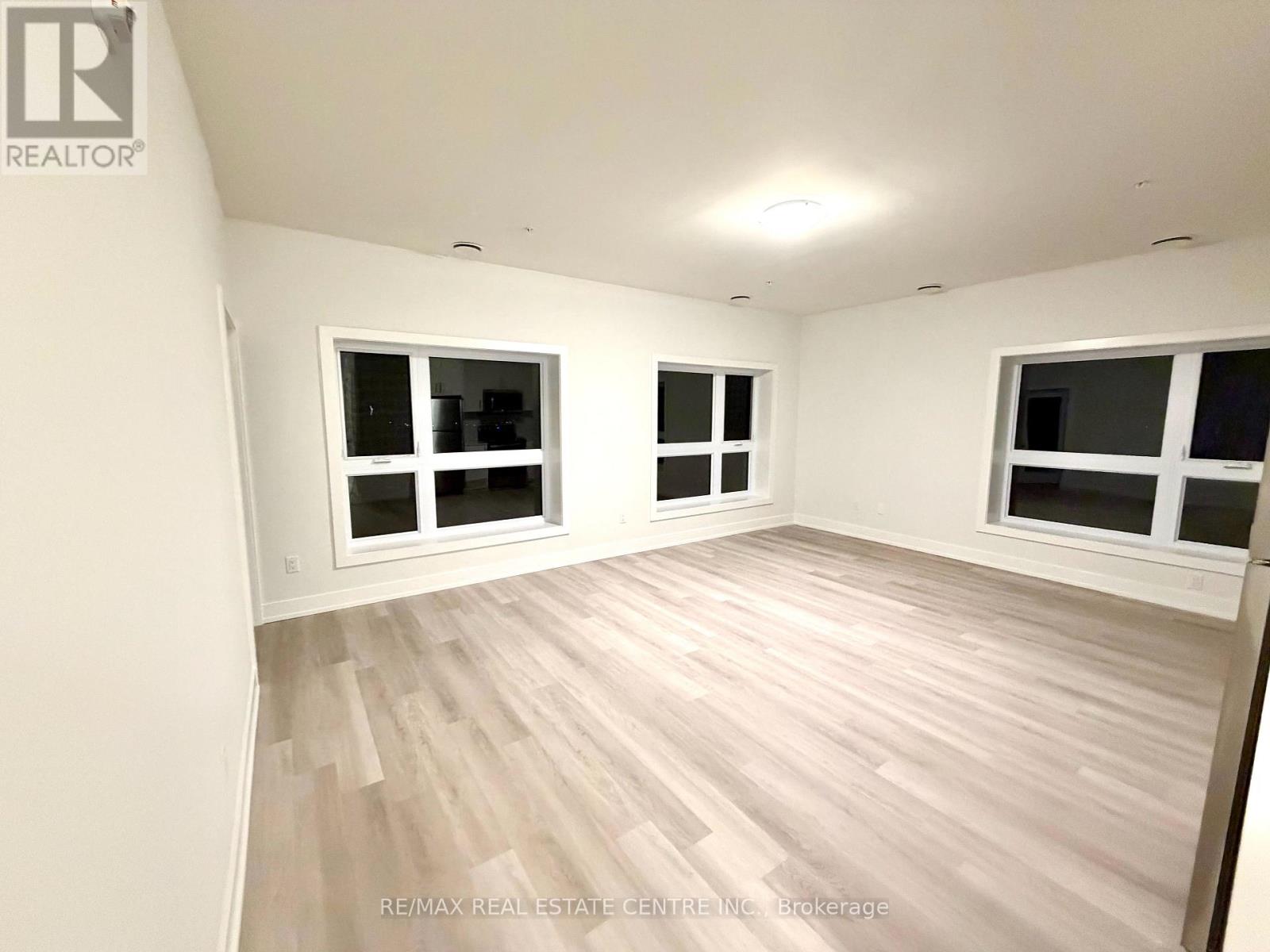 401 - 1100 Lackner Place, Kitchener, Ontario  N2A 0M1 - Photo 6 - X12590584