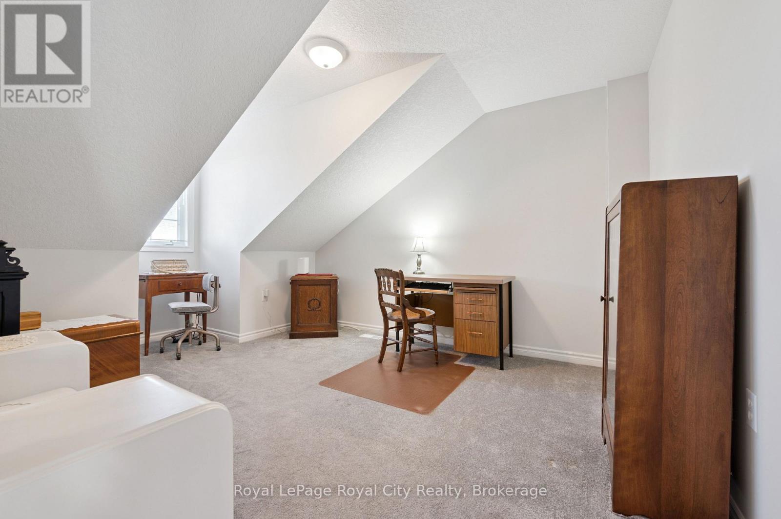 17 Terraview Crescent, Guelph, Ontario N1G 5A7 - Photo 24 - X12633808