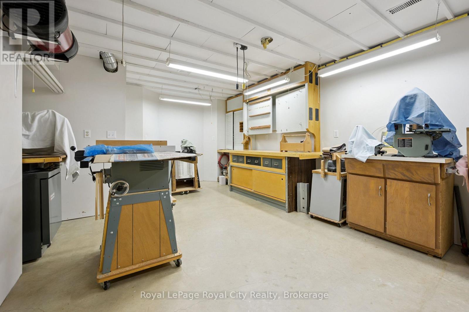 17 Terraview Crescent, Guelph, Ontario N1G 5A7 - Photo 31 - X12633808