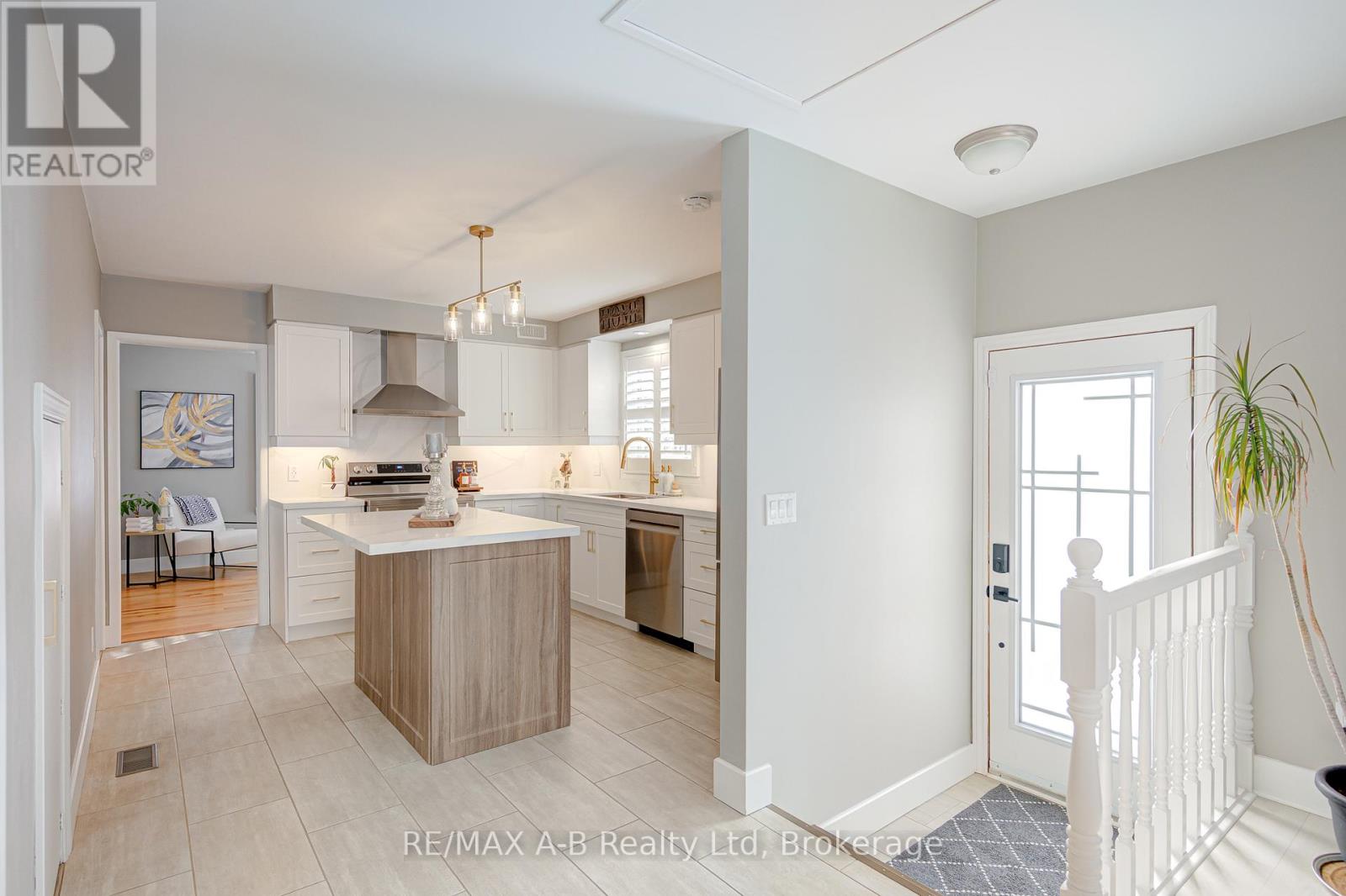 248 Huntingdon Avenue, Stratford, Ontario N5A 6P8 - Photo 19 - X12633810